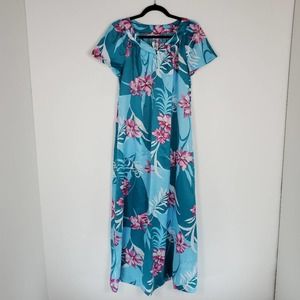 Vintage Hilo Hattie's Hawaiian Mumu